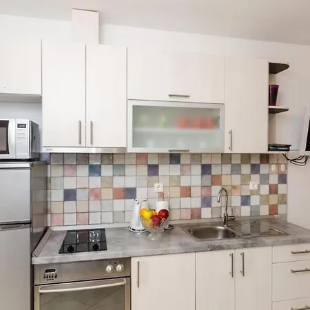 Aurelia - Duplex One-bedroom With Sea View *